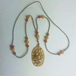 Carved Pendant Necklace Boho Vtg Floral Abstract 32”